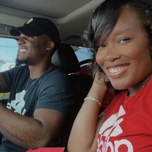 Meet your Posher, Shana